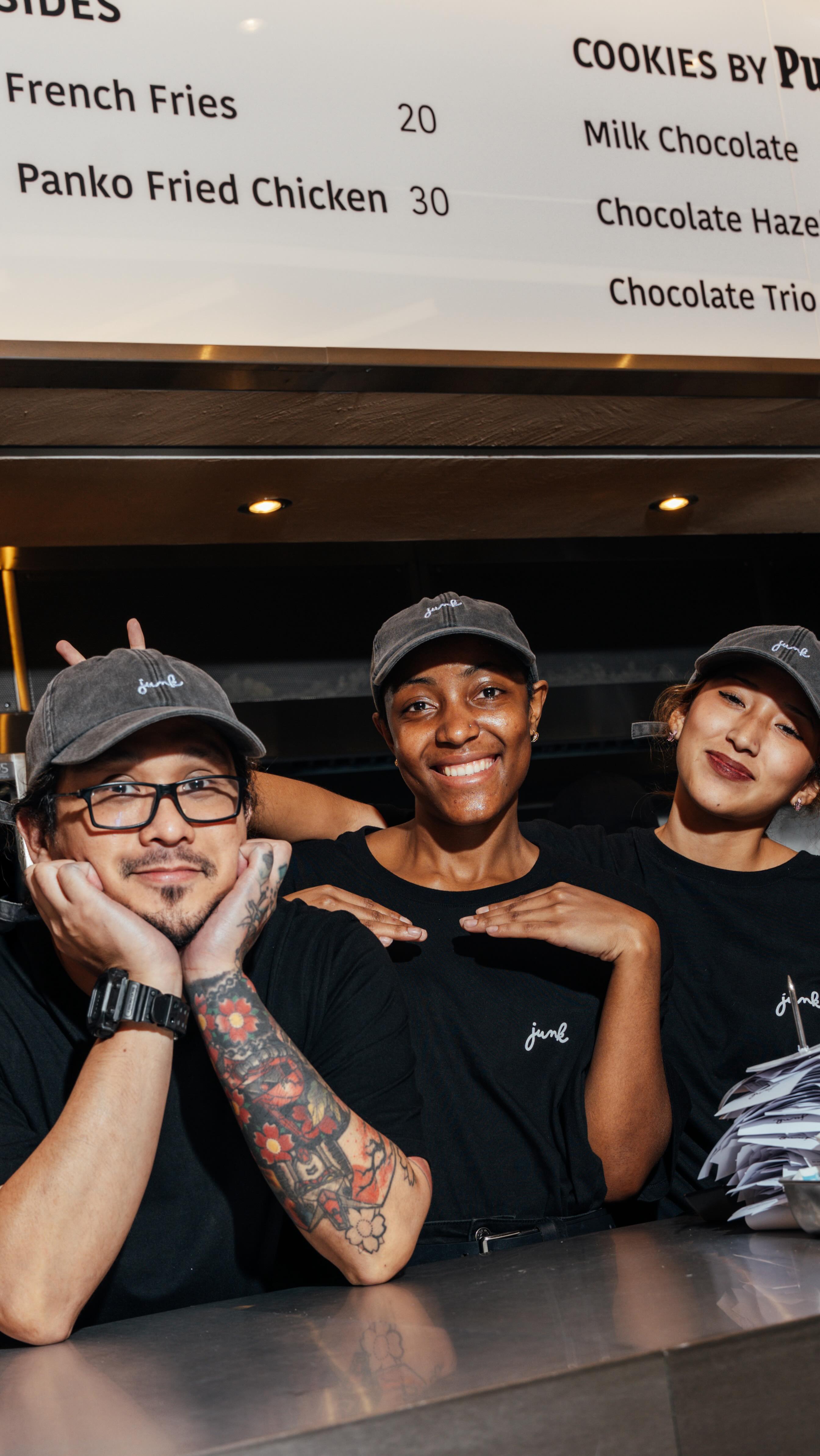 A big thanks to everyone that made 2025 truly something special for us.

In 2026, we’re going even further. Stay tuned. 🍔✨

#junksmashburgers #newyear2026 #london #paris #dubai