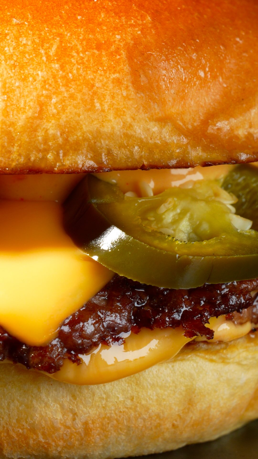 🍔 Smash Burger with Extra Jalapeños 🌶️
Crispy. Cheesy. Spicy.
That’s it. 💥
#smashburgers #extrajalapeños #junkburgers